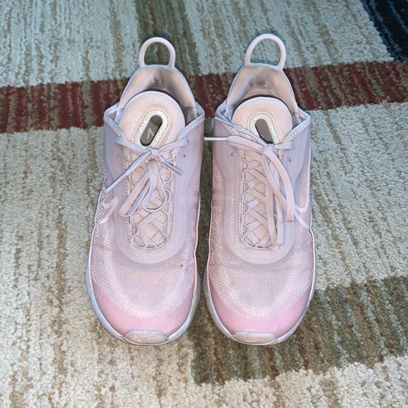 Nike Air Max 270 - Picture 4 of 6